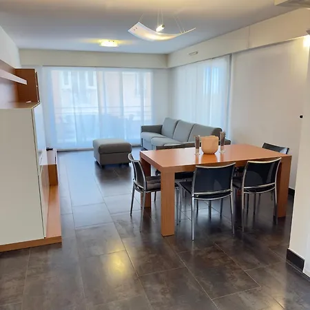 Monaco Free Parking 2 Apartment *
